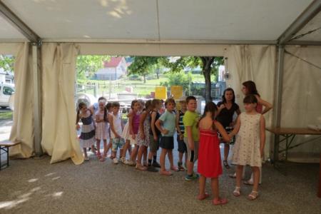 KNOBLEHARJEVO 2012- Otroški živ žav